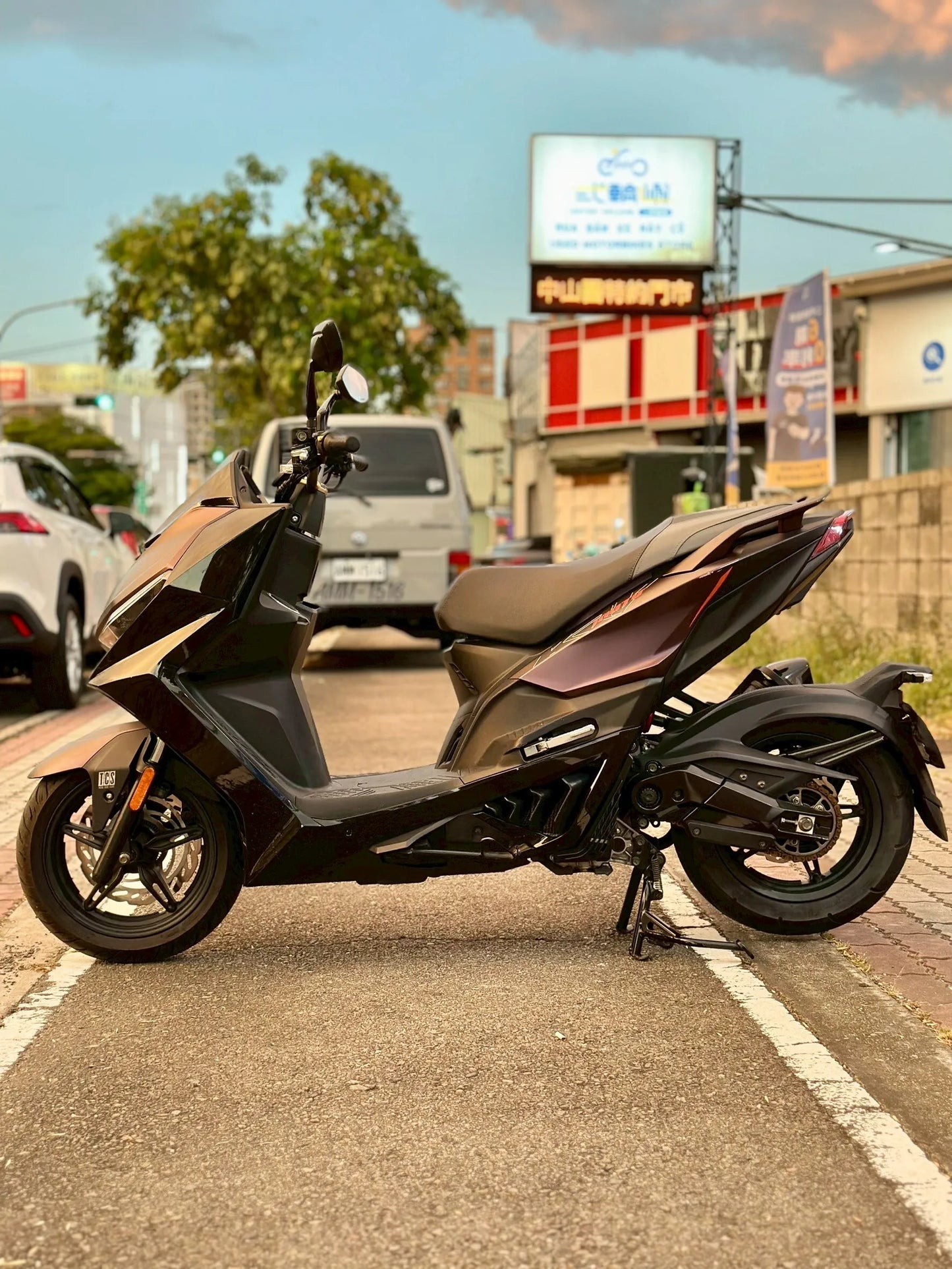 |南台中店| 2022 光陽 KRV MOTO 180 (ABS+TCS) #3936 - 圖片 4