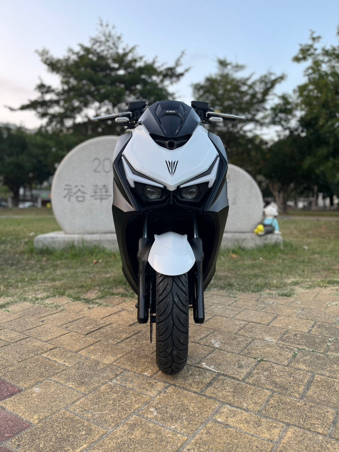 |台南店| 2022 光陽 KRV MOTO 180 (TCS/KEYLESS/鏈條版) #1375 - 圖片 2