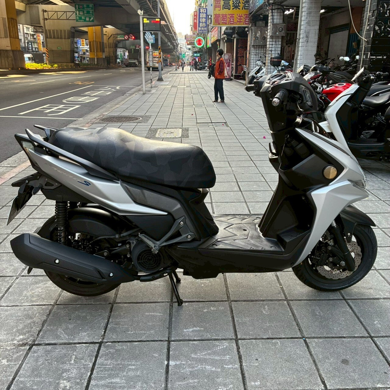 |新北中和店| 2017 光陽 雷霆S150 RACINGS 雙碟 #9385 - 圖片 4