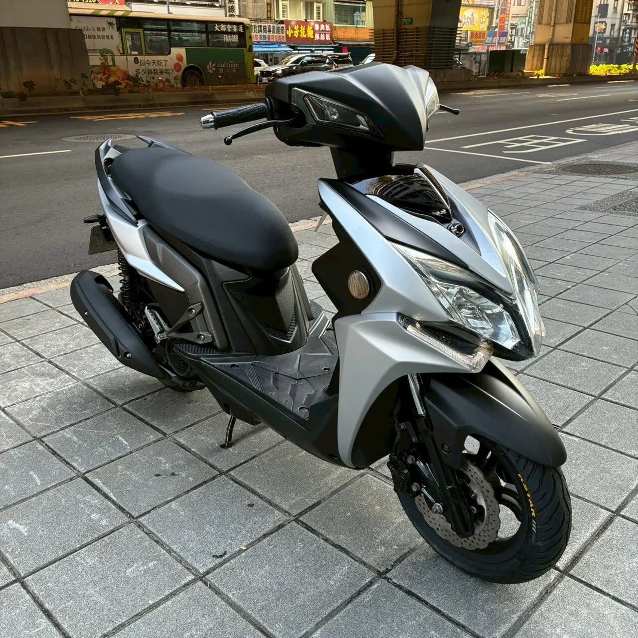 |新北中和店| 2017 光陽 雷霆S150 RACINGS 雙碟 #5887 - 圖片 3